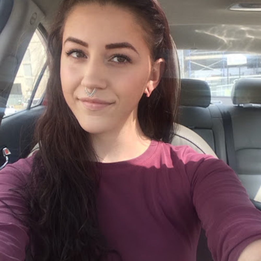Meet your Posher, Lexi